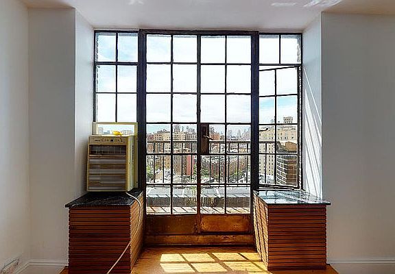 2nd image of 1 Christopher St #16E