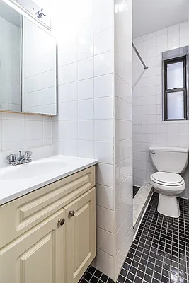 Rented by Bold New York | media 6