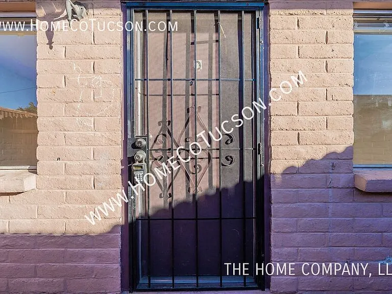 2511 N Fontana Ave — Photo 6