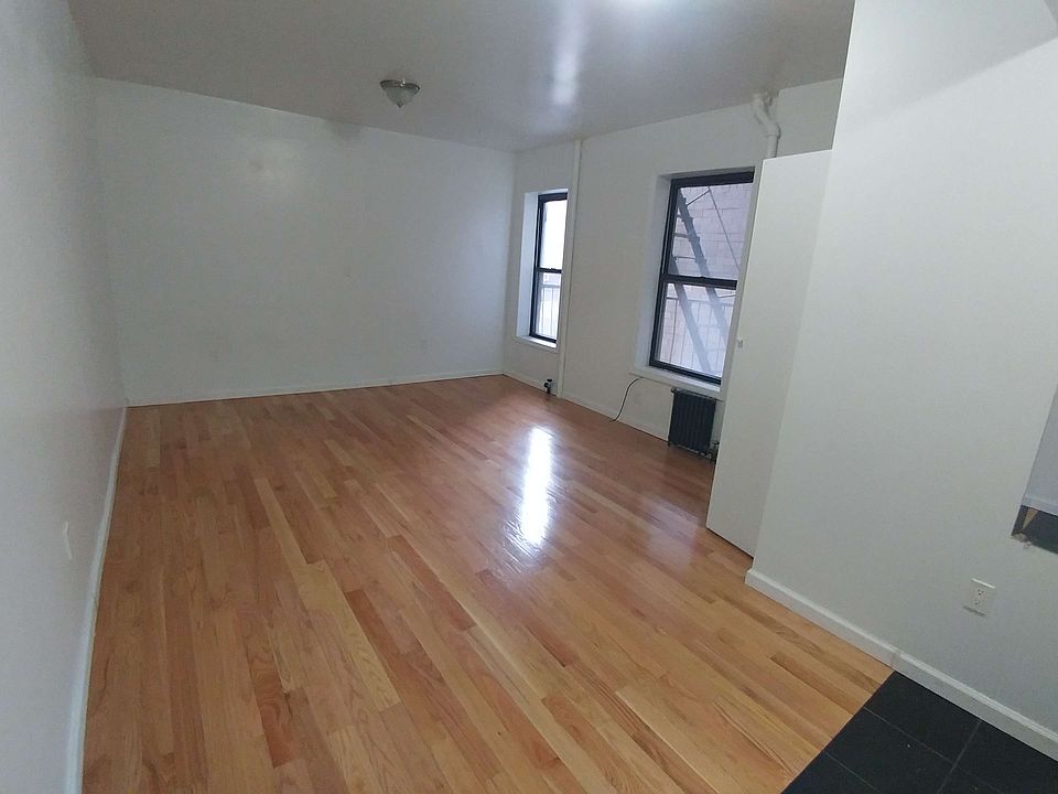 1st image of 58 Henry St APT 4