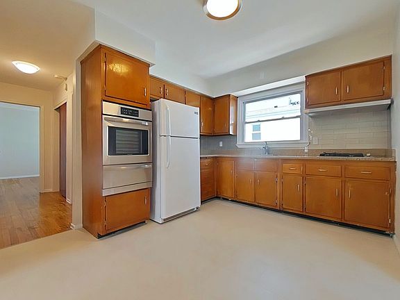 4th image of 86-60 Musket St #2