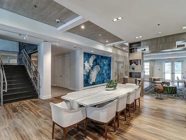 Legacy Mount Pleasant Apartments — Photo 16