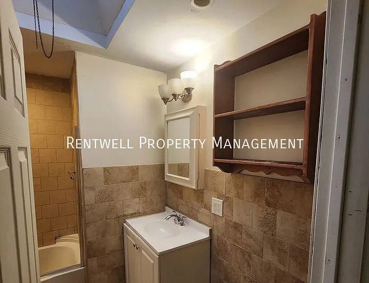 114 N Cedar Ln — Photo 13