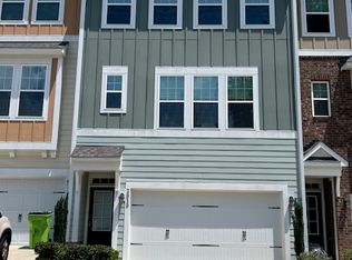2819 Macbeth Ln, Apex, NC 27502