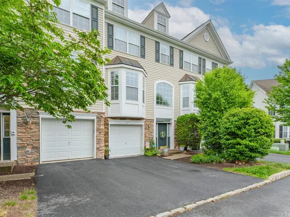 13 Gillian Court, Monroe, NY 10950