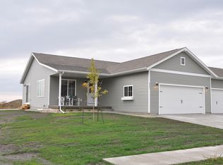 2502 Larkspur Ridge Dr, Brookings, SD 57006