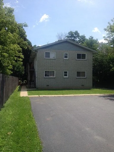 Building Photo 3