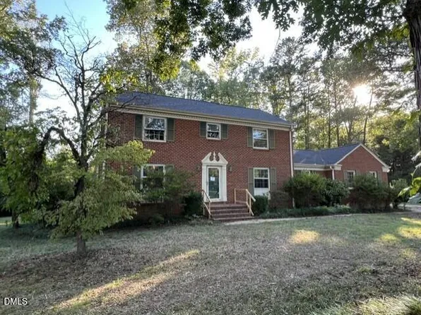 204 Edgewood Dr, Oxford, NC 27565