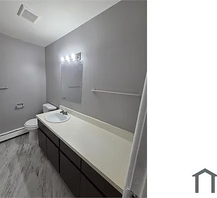 2 bed, $1,686 — Photo 2