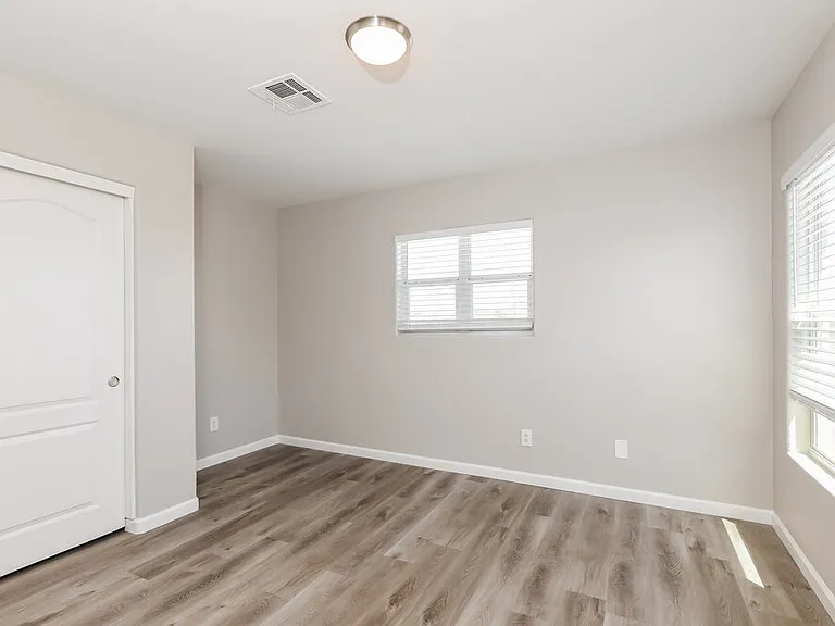 9011 College Green St — Photo 13