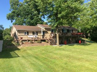 3325 W Sycamore Beach Rd, Angola, IN 46703