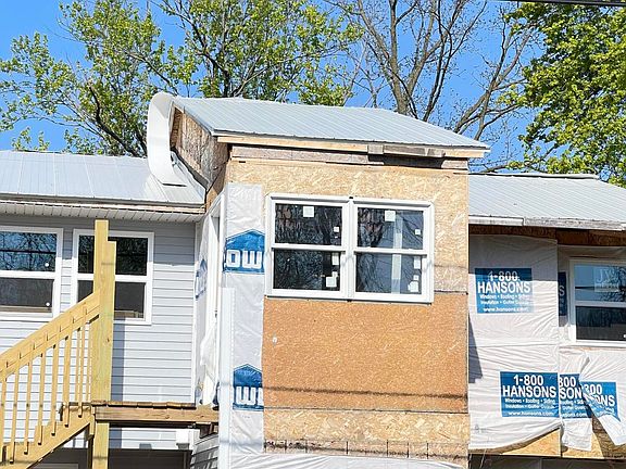 2nd image of 427 Wallace Ave