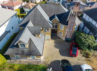 2268 Leclair Dr, Coquitlam, BC V3K6P6