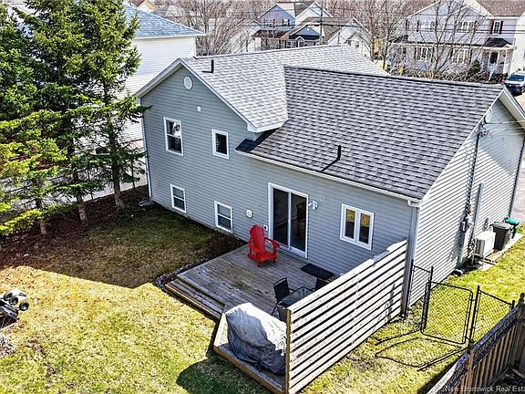 3rd image of 95 Rennick Rd