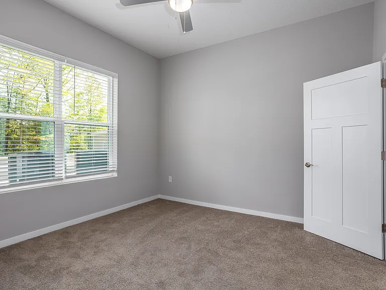Flats at Sugar Run — Photo 59