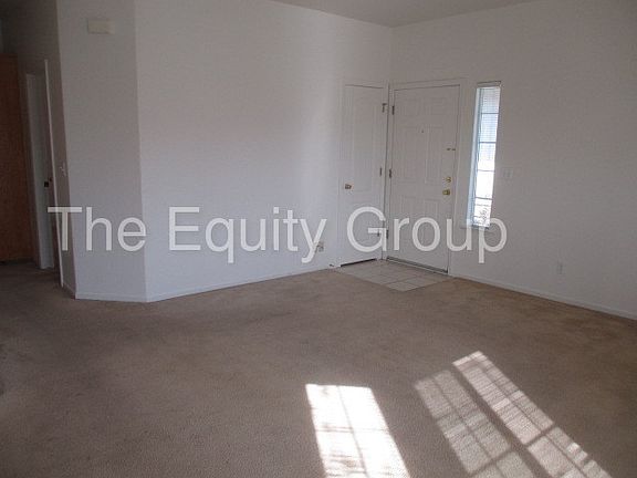4th image of 748 Jana Way