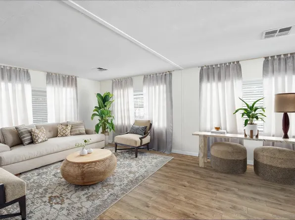 7027 San Bartolo St #43, Carlsbad, CA 92011