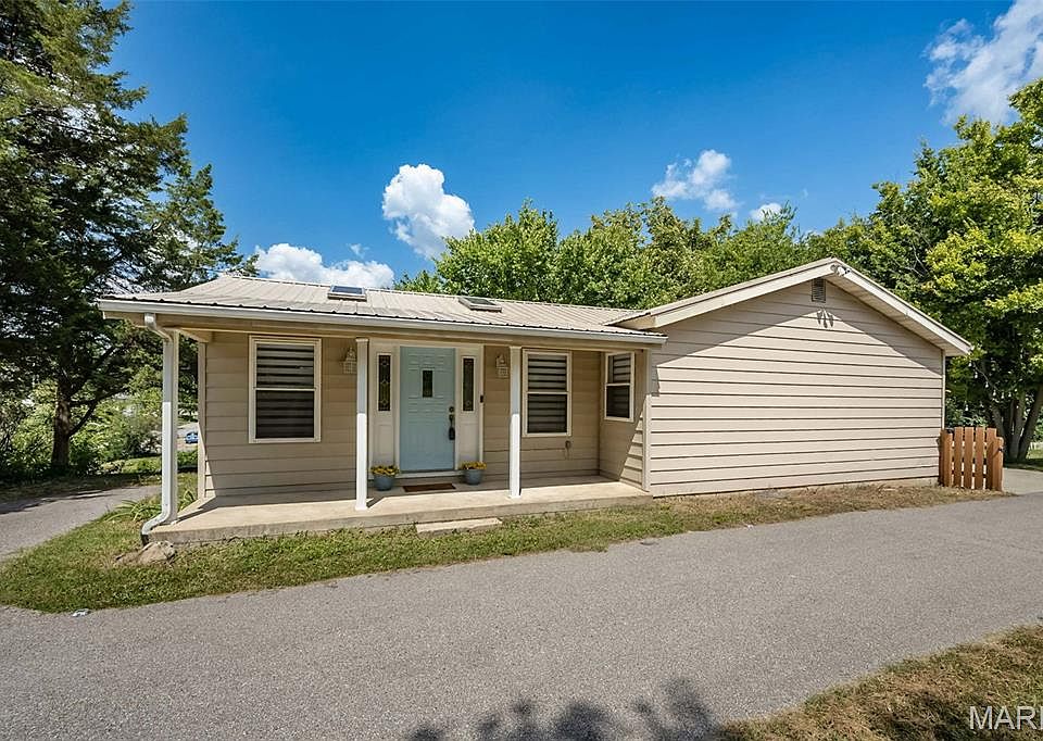 1st image of 1734 Engle Dr