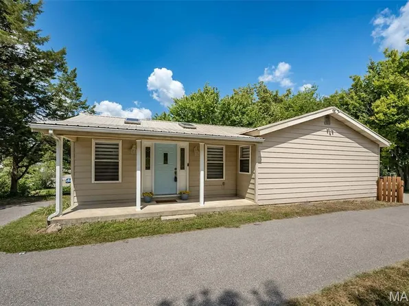 1734 Engle Dr, Arnold, MO 63010