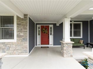 5713 Hamptons Dr, Monclova, OH 43542