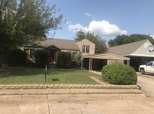 1123 NW Maple Ave, Lawton, OK 73507