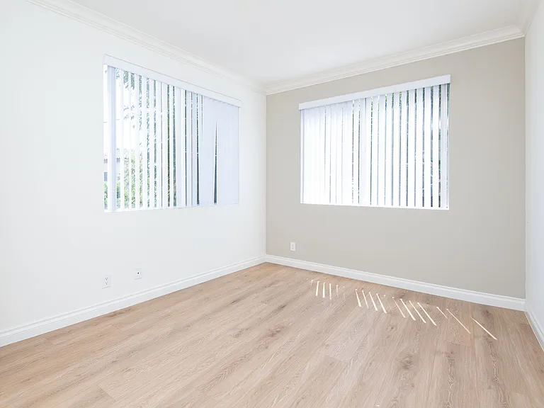 7007 Glasgow Ave #106 — Photo 7