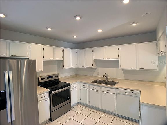 2nd image of 1657 Brookhouse Cir #250-13