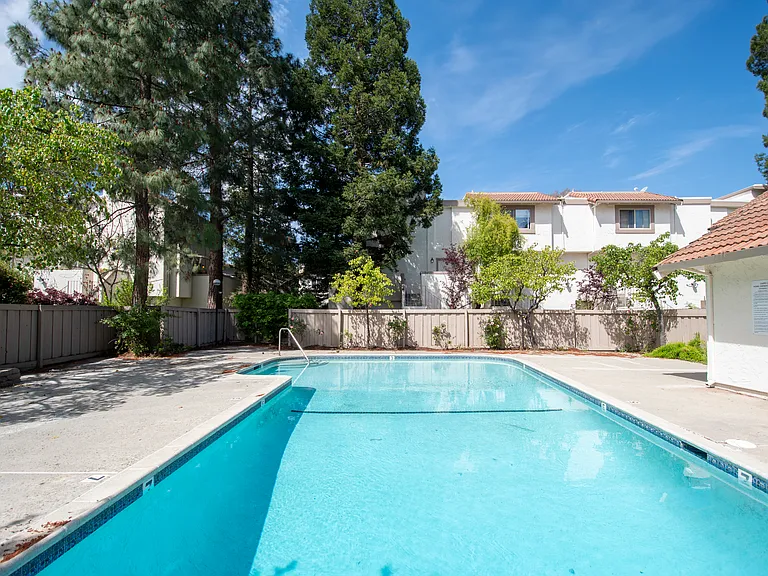 1173 Capri Dr — Photo 27