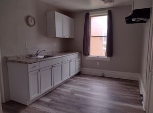 300 Liberty St #D, Perryopolis, PA 15473