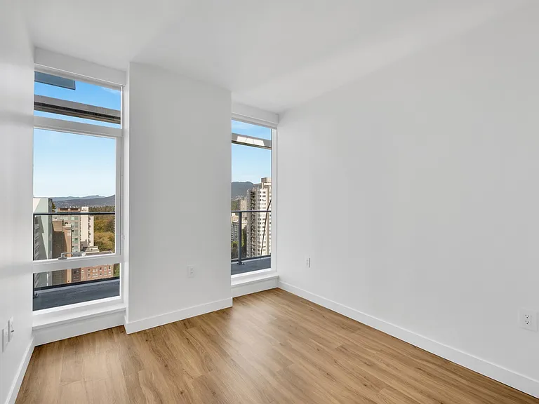 1770 Pendrell St — Photo 35