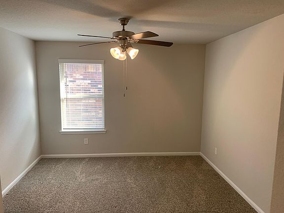 5th image of 3334 Sumac Dr