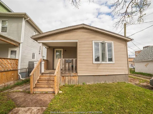 1364 McKay Ave, Windsor, ON N9B 2B2