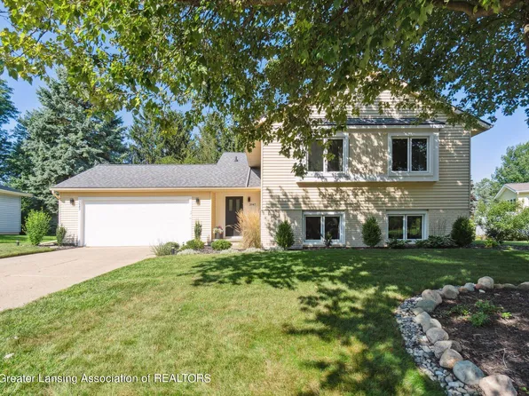 3947 Jonquil Ln, Okemos, MI 48864