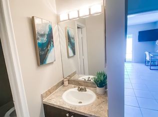 902 Palm Ave E APT 2, Boca Raton, FL 33432