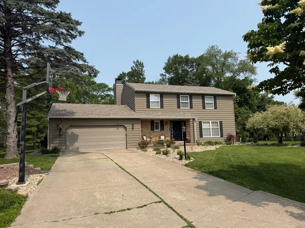 11117 N Brookhaven Ct, Peoria, IL 61615