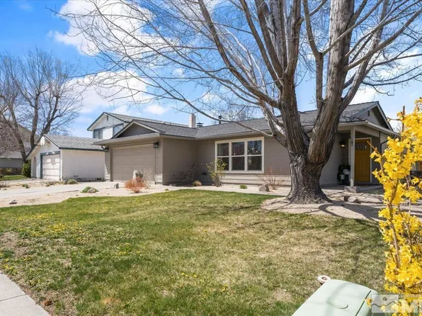 4395 Snowshoe Ln, Reno, NV 89502