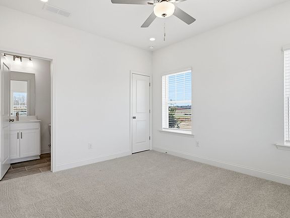 The Encore Townhomes Applause 14