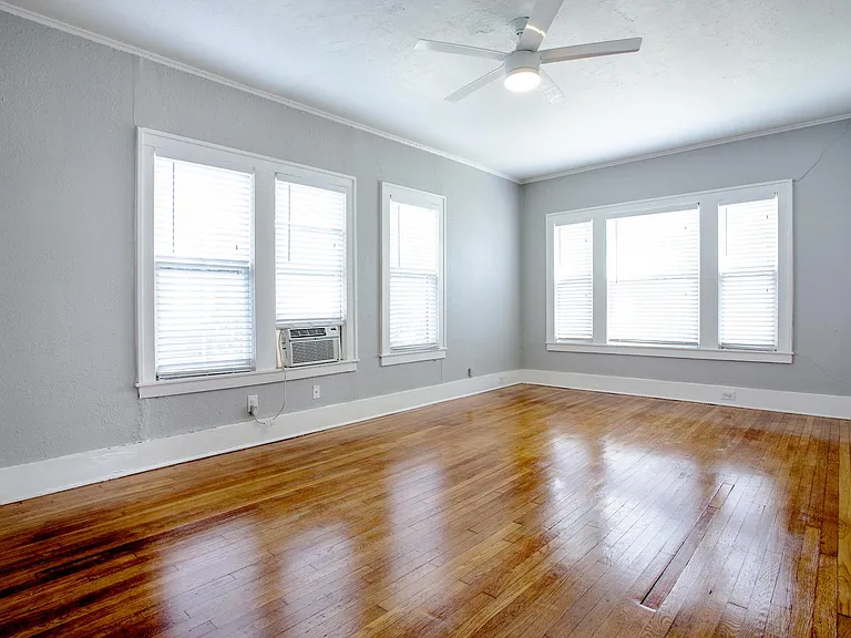 121 E Norwood Ct #1 — Photo 8