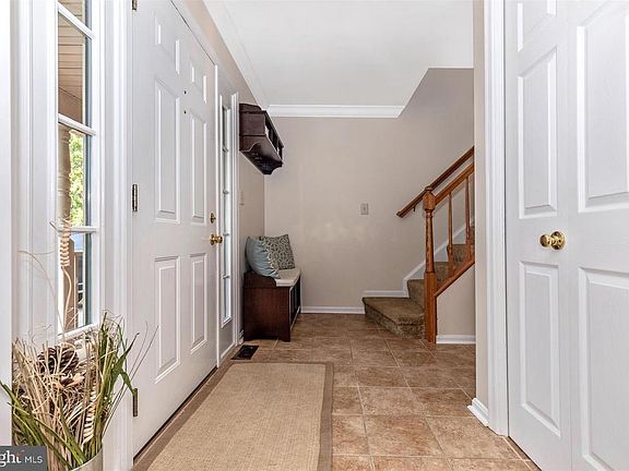 Main entrance /Foyer