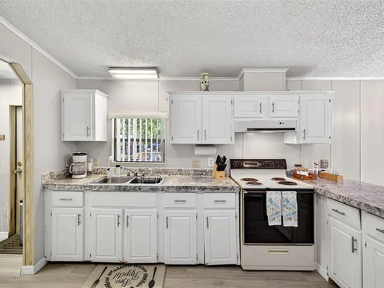 8552 W Peacock Ct — Photo 21