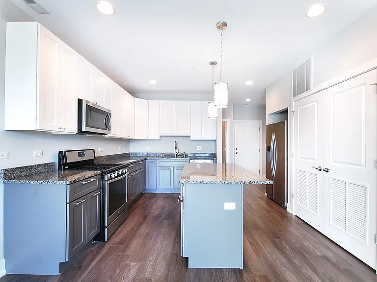 1202 Waukegan Rd, Glenview, IL — Photo 6
