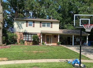 8412 Danford Ct, Springfield, VA 22152