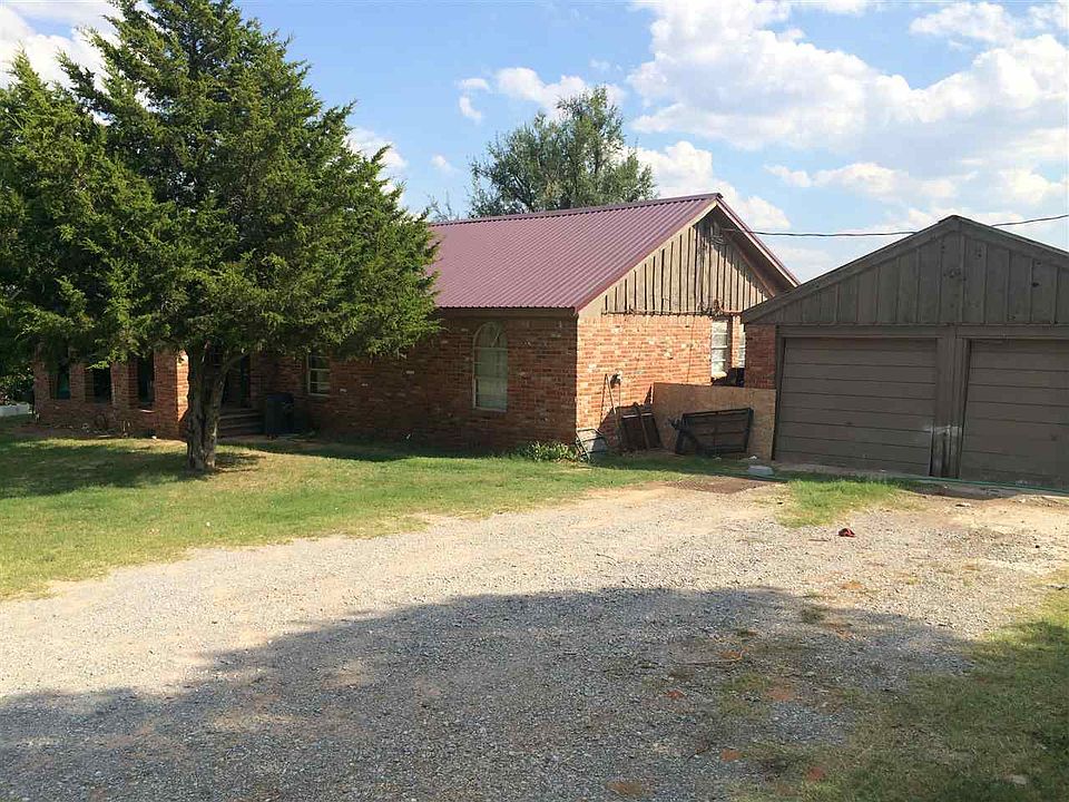 2nd image of 563 County Road 1550