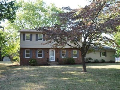 3366 Broad Vista St NW, Uniontown, OH, 44685