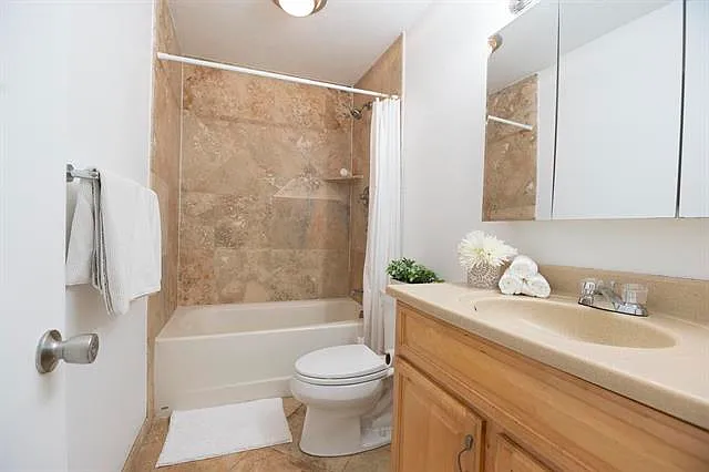 2136 Konou Pl — Photo 9