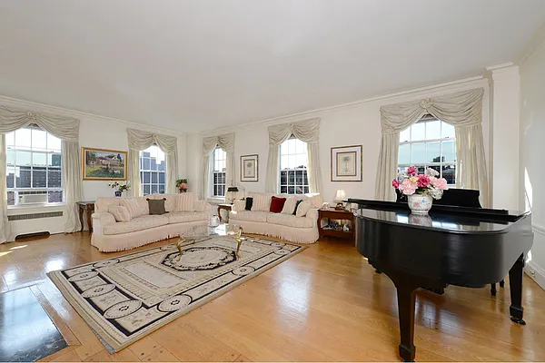 Sold by Stribling | media 24