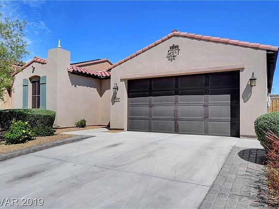 3rd image of 3828 Riviera Regal Ave