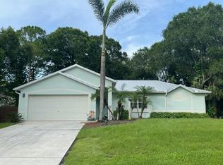 1590 Ocean Cove St, Sebastian, FL 32958