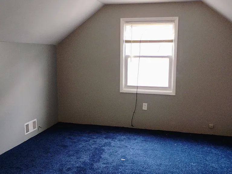 7447 Braile Ave — Photo 11