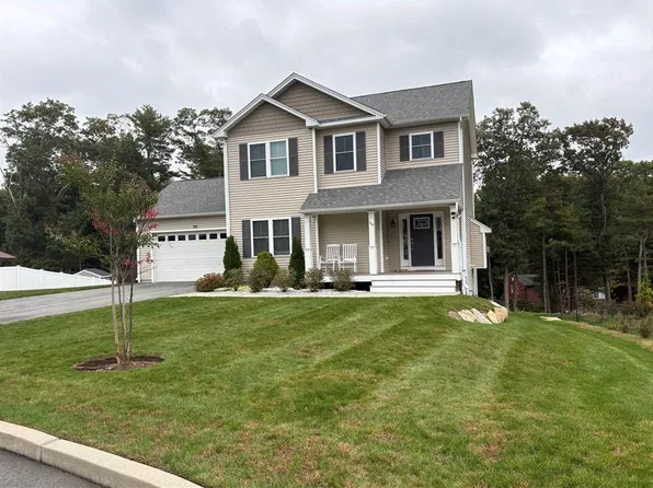 19 Minglewood Dr, Coventry, RI 02816